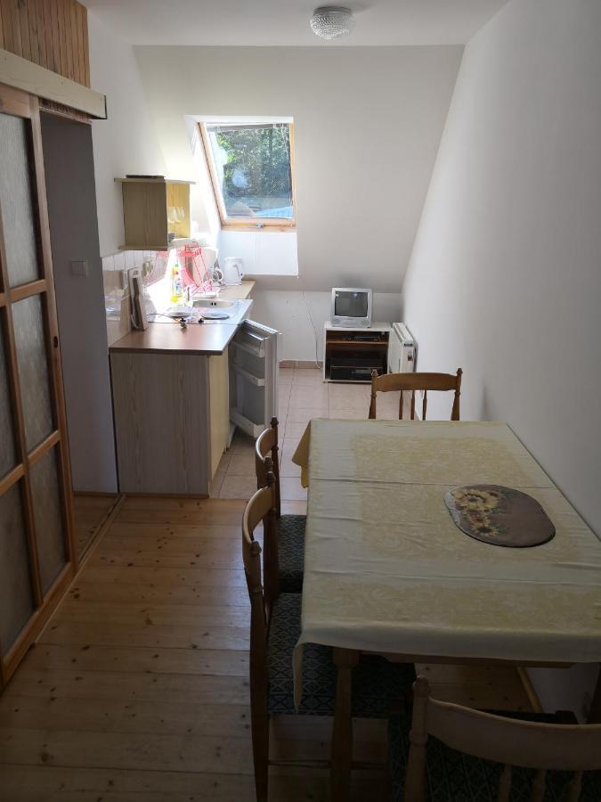 Ubytovani U Machova Jezera - Apartmany - Ludmila Grulisova Doksy  Zewnętrze zdjęcie